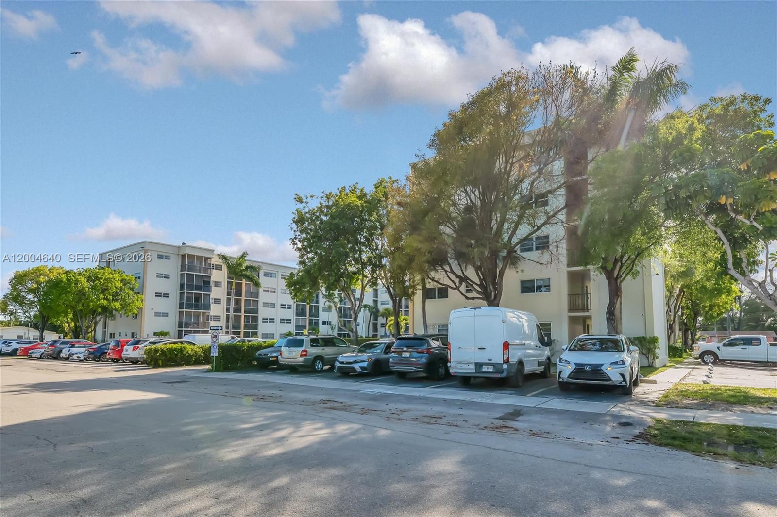 220 SW 9th Ave #501 Hallandale Beach, FL 33009