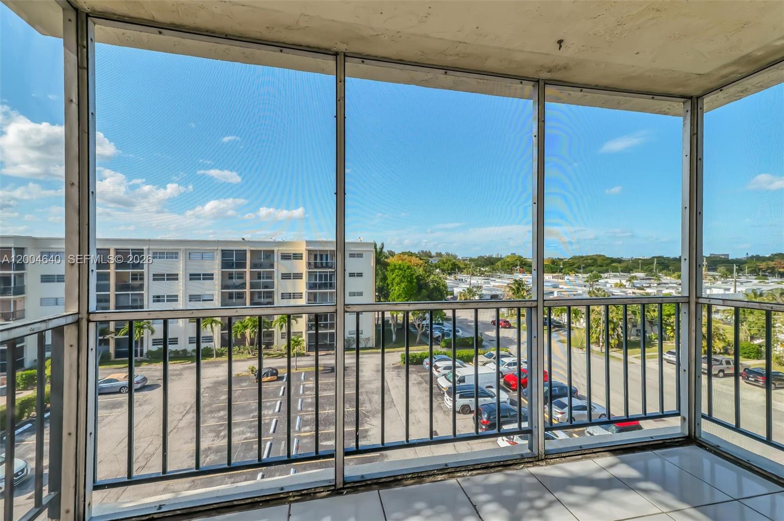 220 SW 9th Ave #501 Hallandale Beach, FL 33009