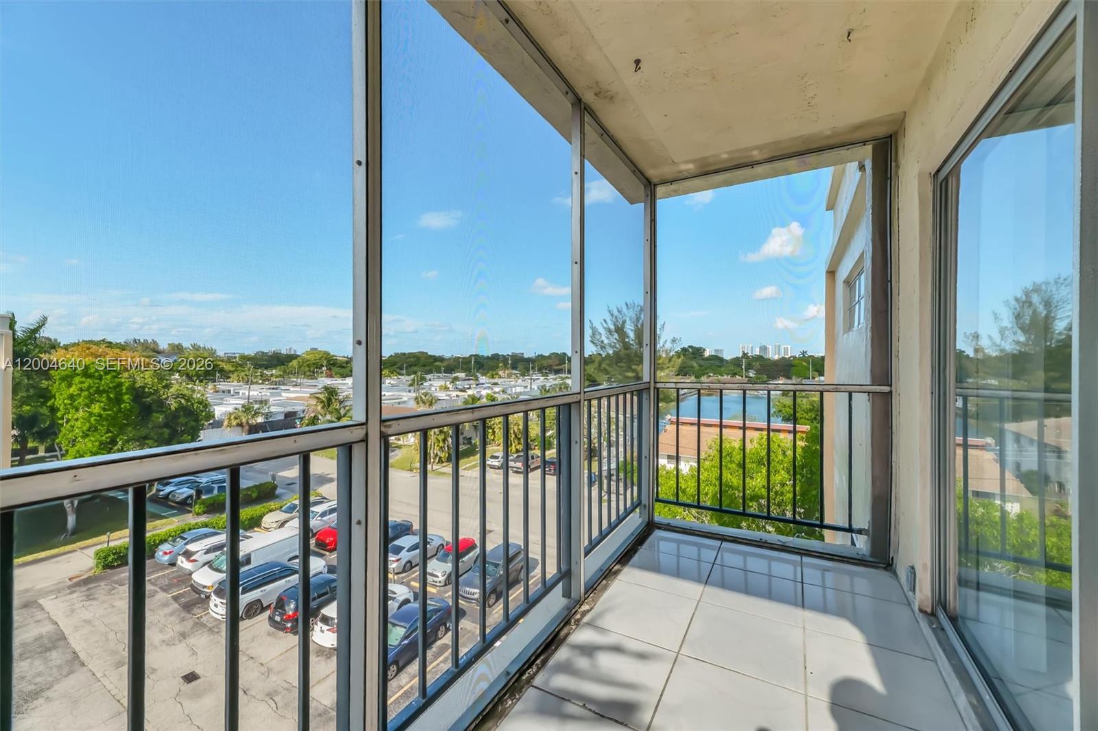 220 SW 9th Ave #501 Hallandale Beach, FL 33009