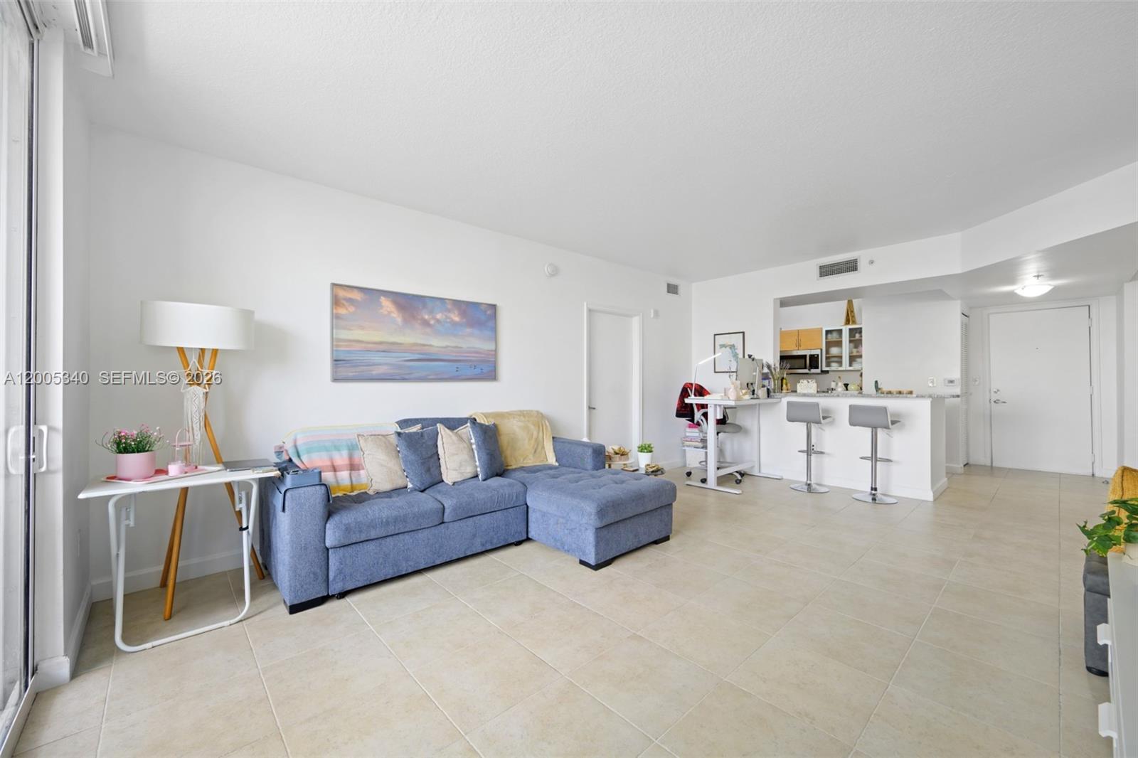 image The Venture at Aventura1