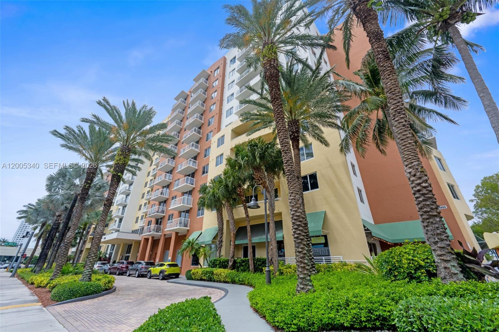 image The Venture at Aventura3