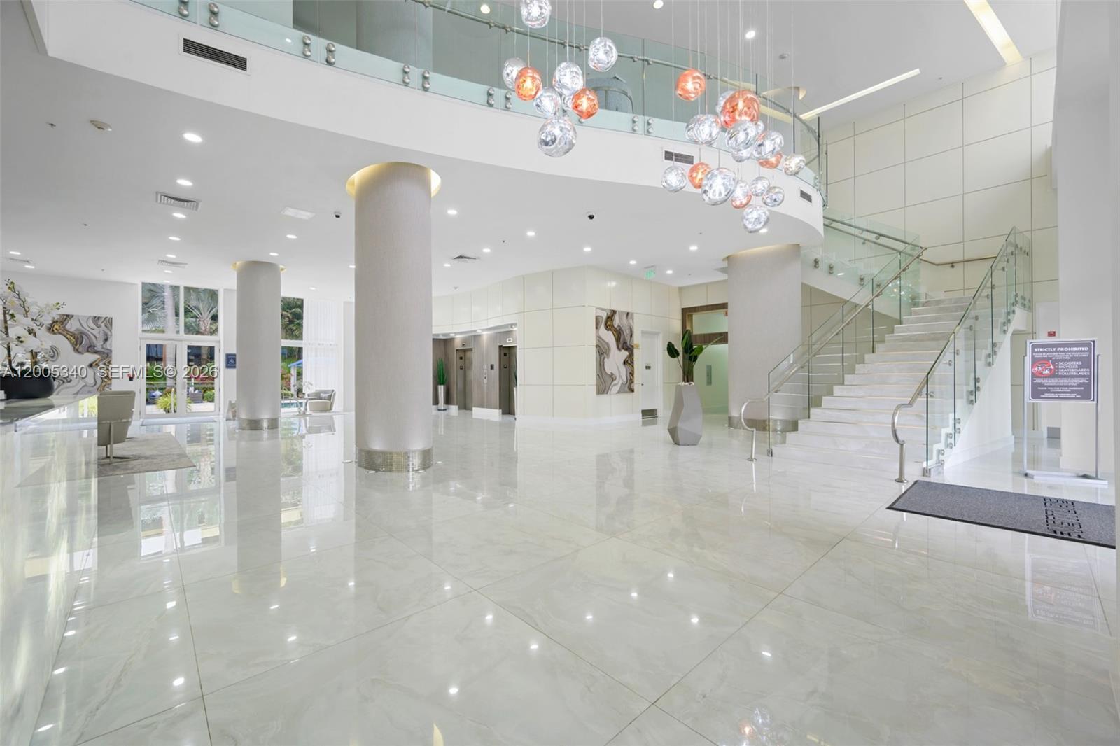 image The Venture at Aventura4