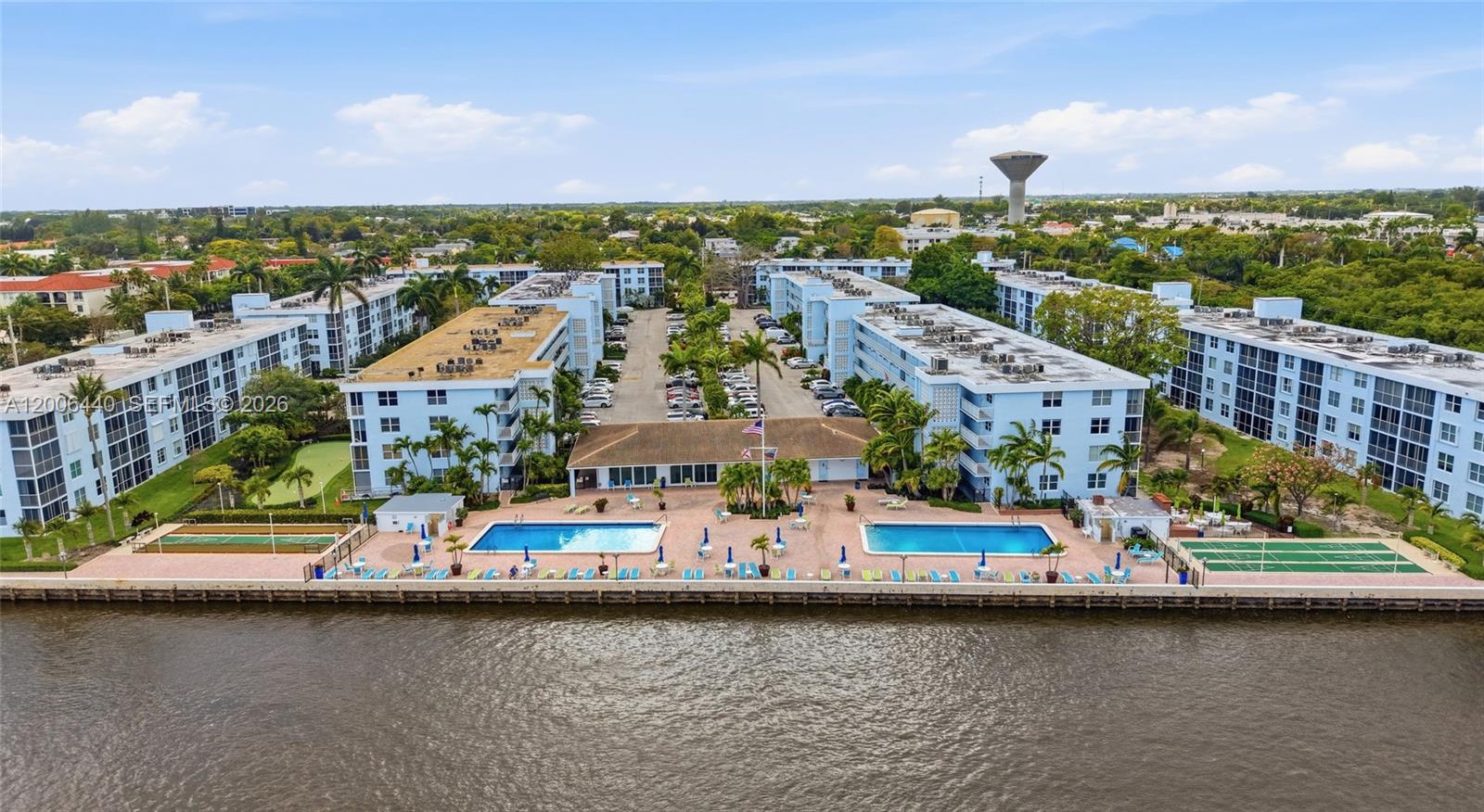 2000 S Federal Hwy #109