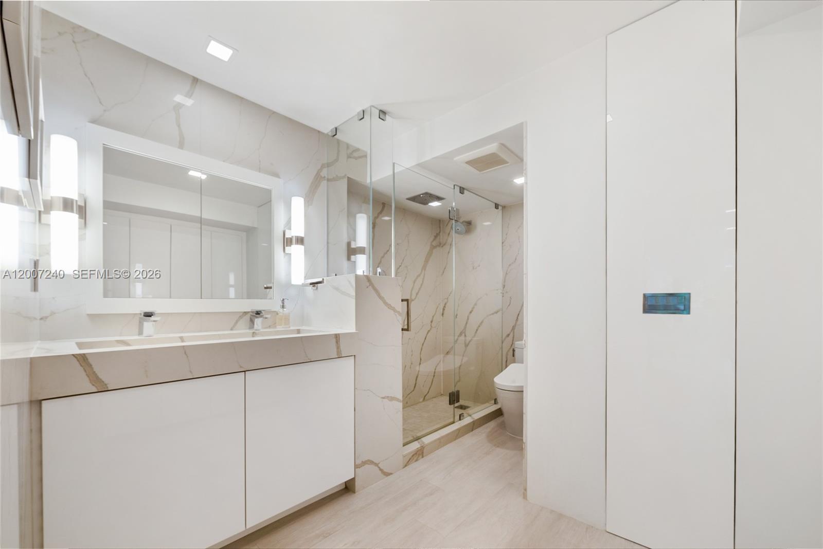 2901 S Bayshore Dr #5E Miami, FL 33133