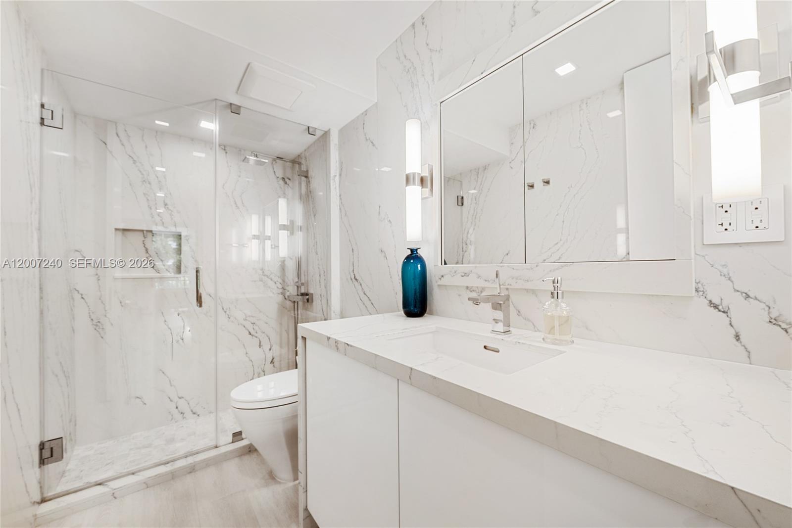 2901 S Bayshore Dr #5E Miami, FL 33133