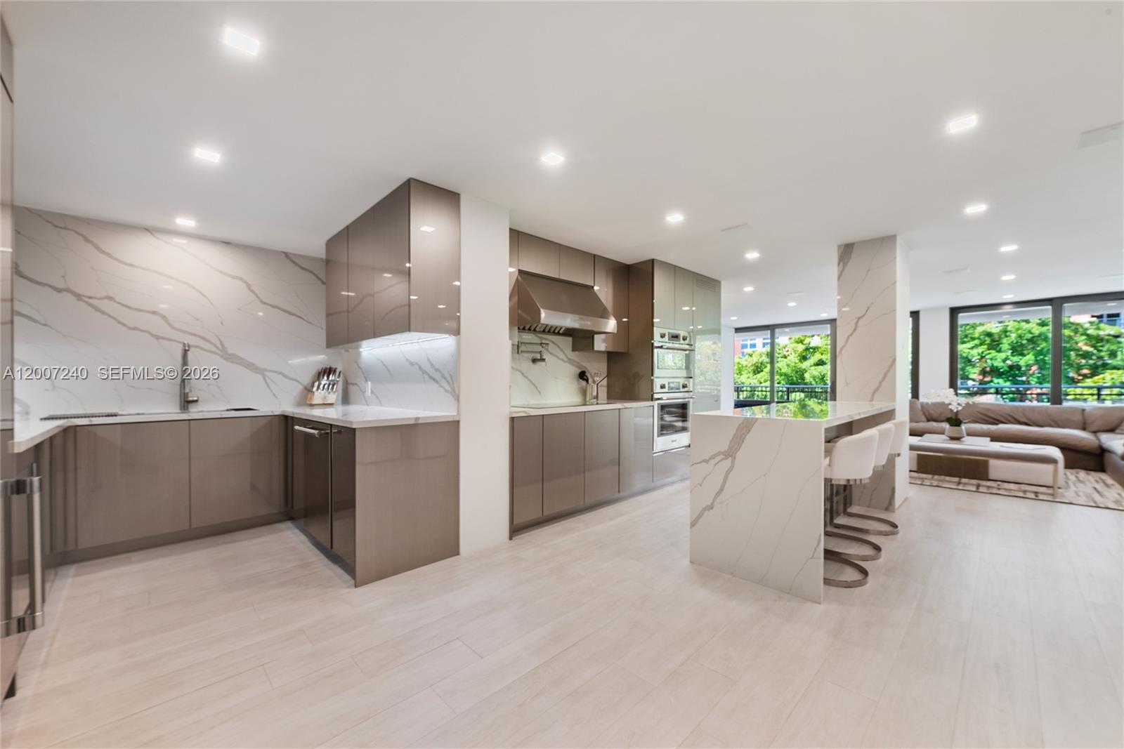 2901 S Bayshore Dr #5E Miami, FL 33133