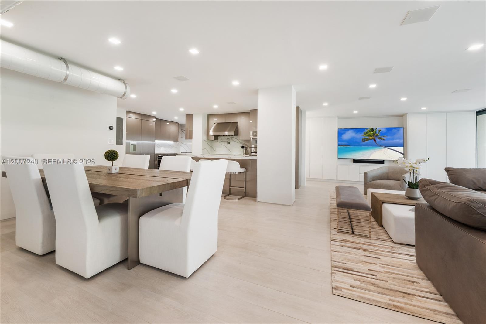 2901 S Bayshore Dr #5E Miami, FL 33133