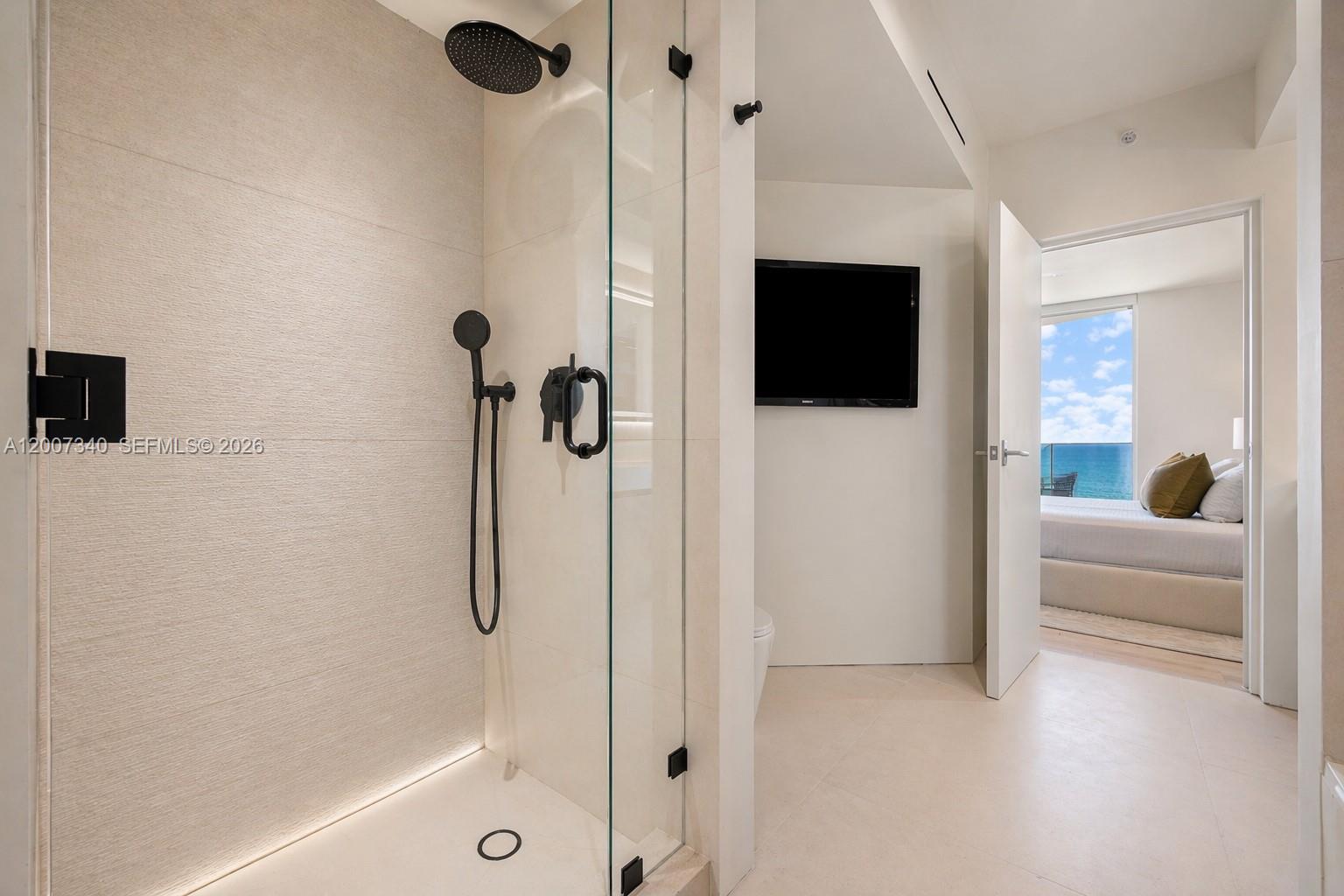 6365 Collins Ave #3904 Miami Beach, FL 33141