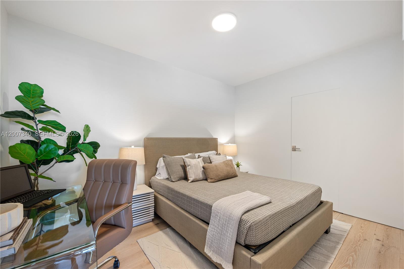 6365 Collins Ave #3904 Miami Beach, FL 33141