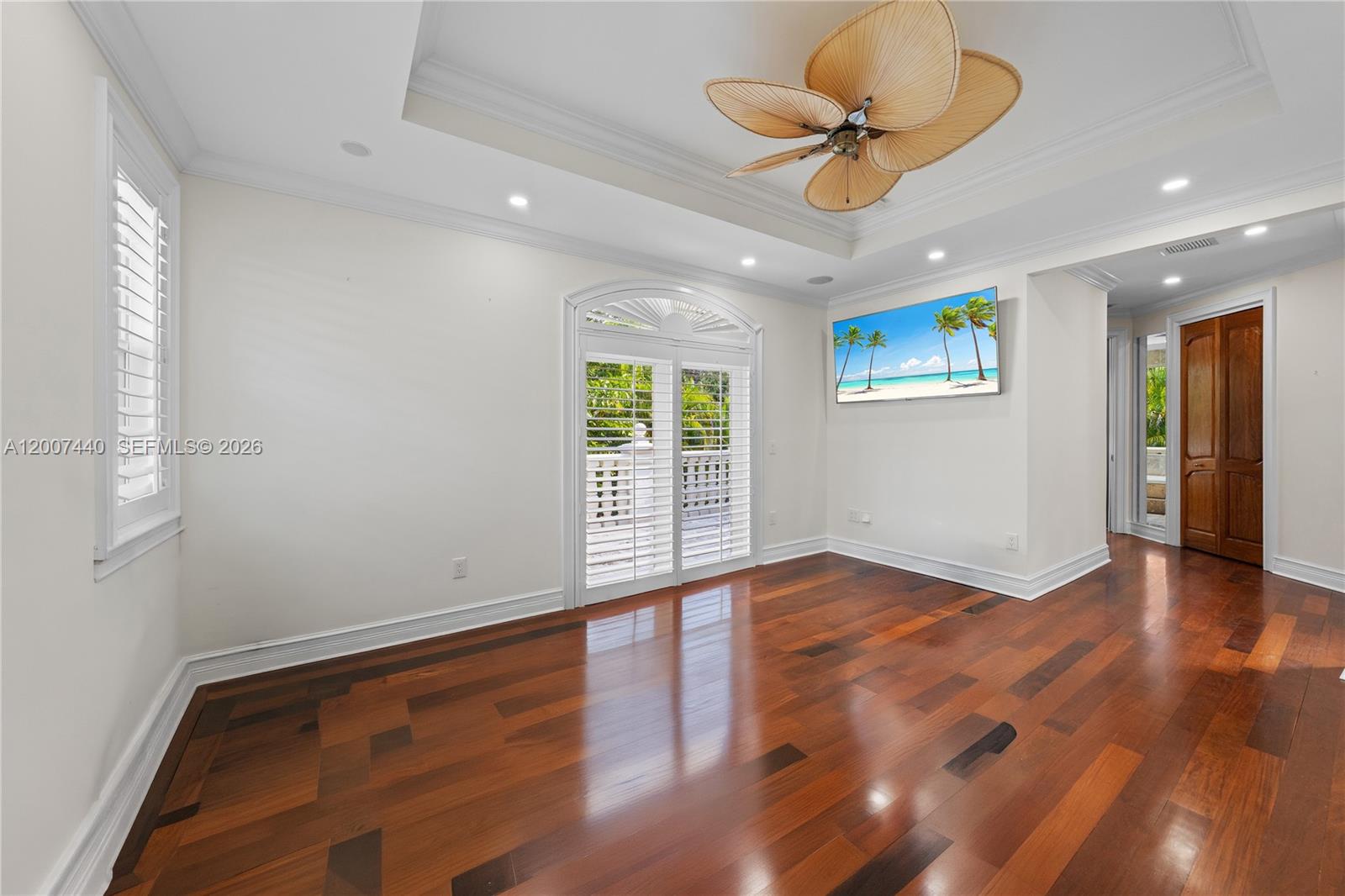 4065 Battersea Rd Miami, FL 33133