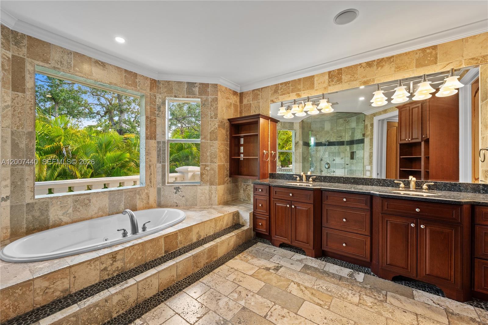 4065 Battersea Rd Miami, FL 33133