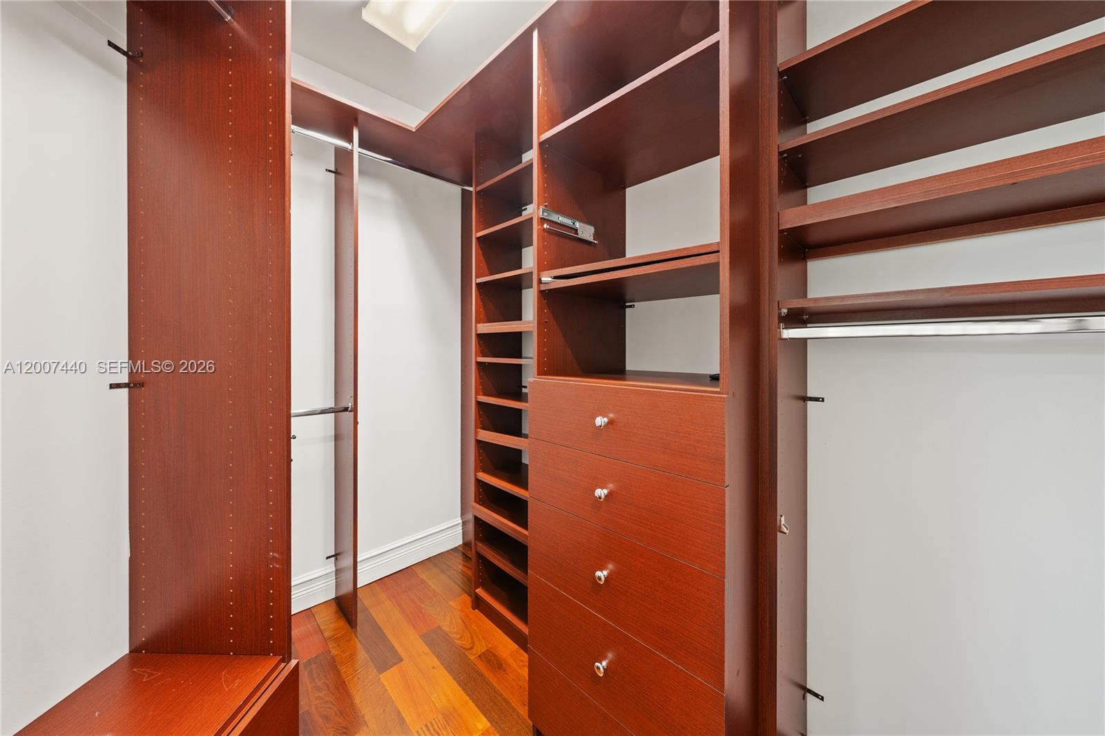 4065 Battersea Rd Miami, FL 33133