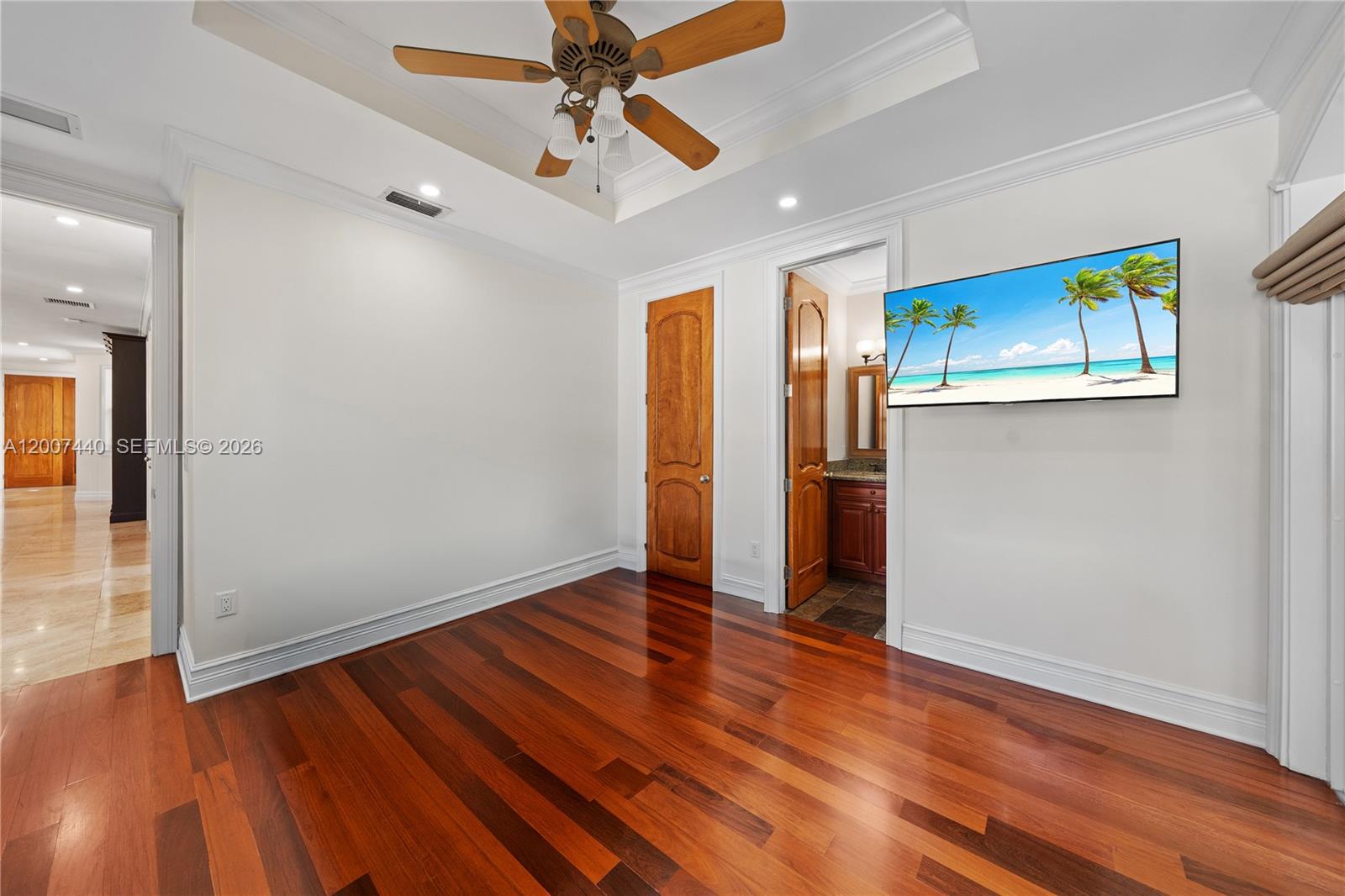 4065 Battersea Rd Miami, FL 33133