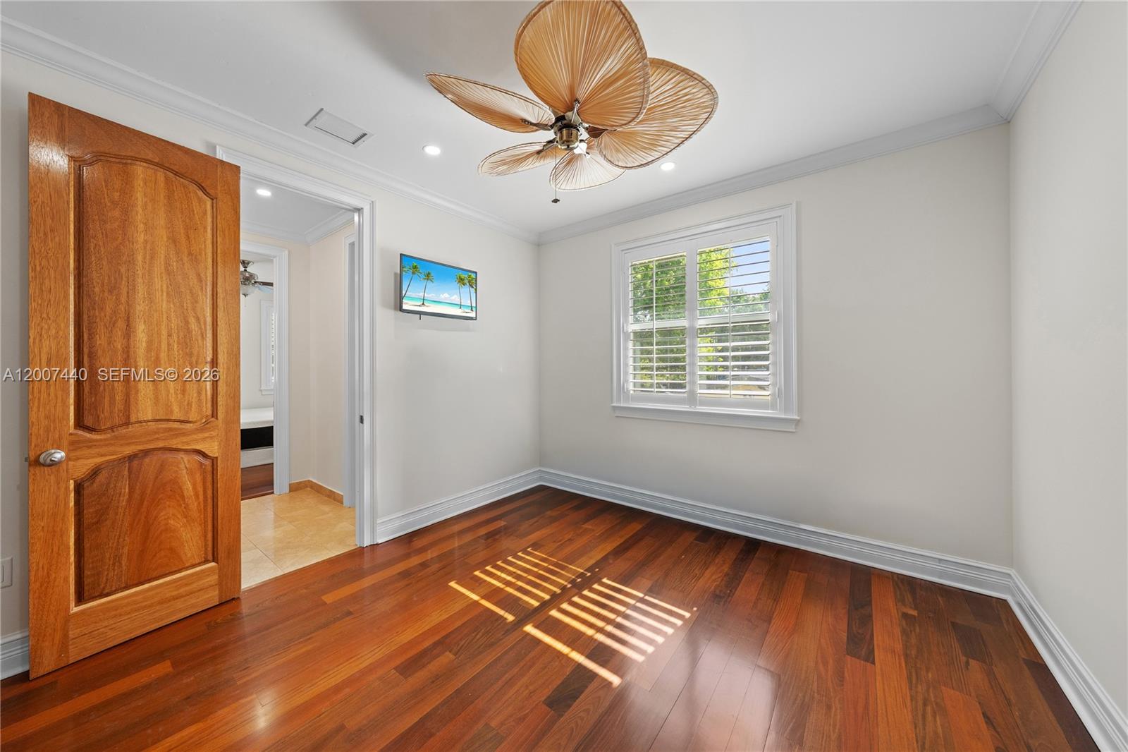 4065 Battersea Rd Miami, FL 33133