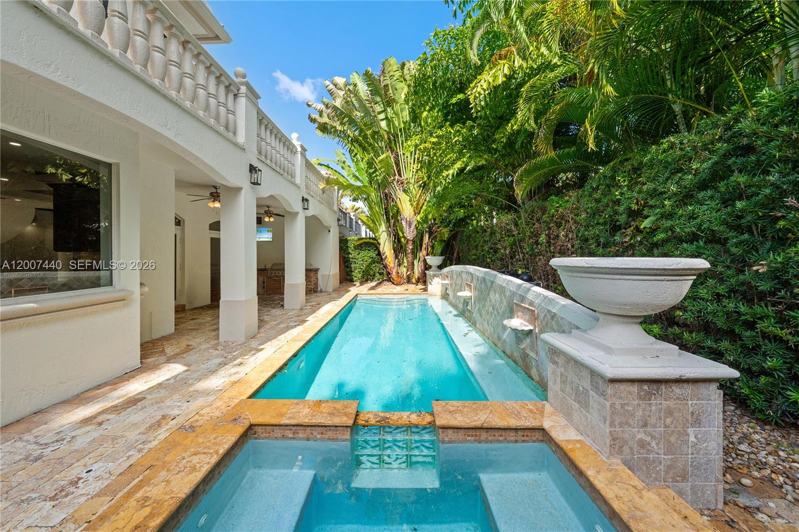 4065 Battersea Rd Miami, FL 33133