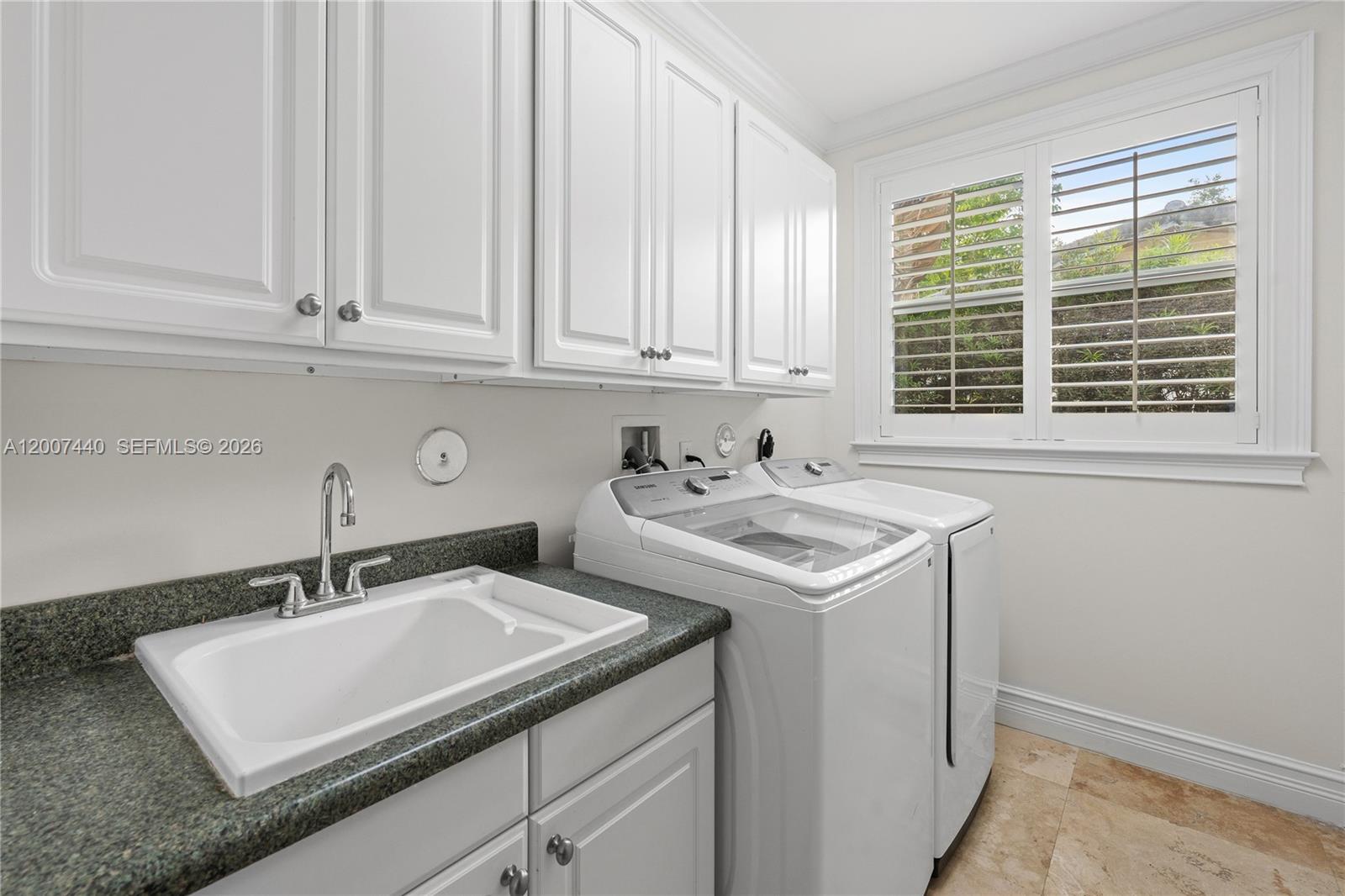 4065 Battersea Rd Miami, FL 33133