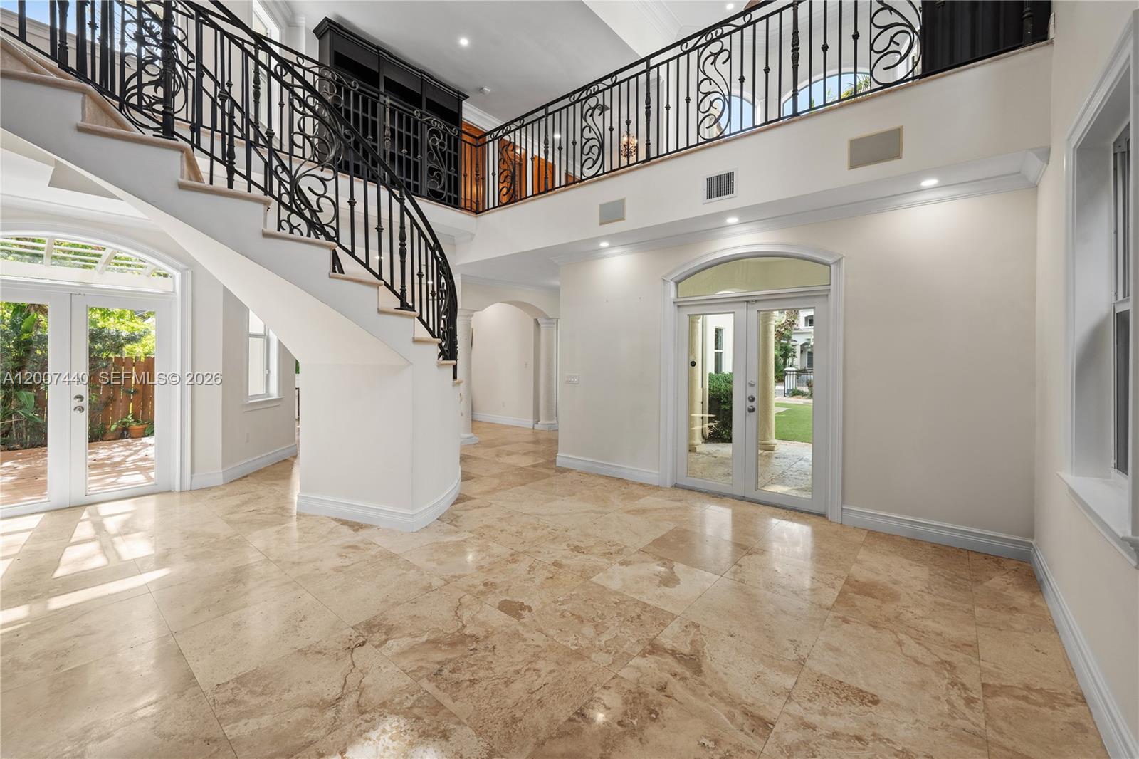 4065 Battersea Rd Miami, FL 33133