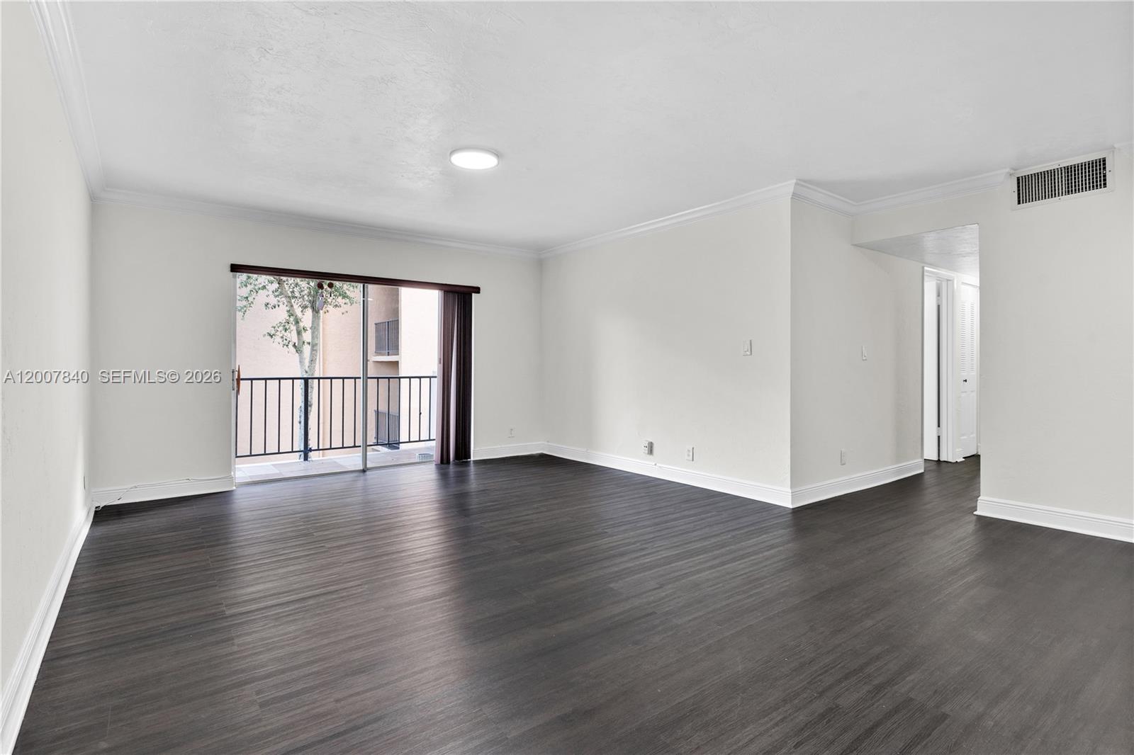 13715 Kendale Lks Cir #A-211