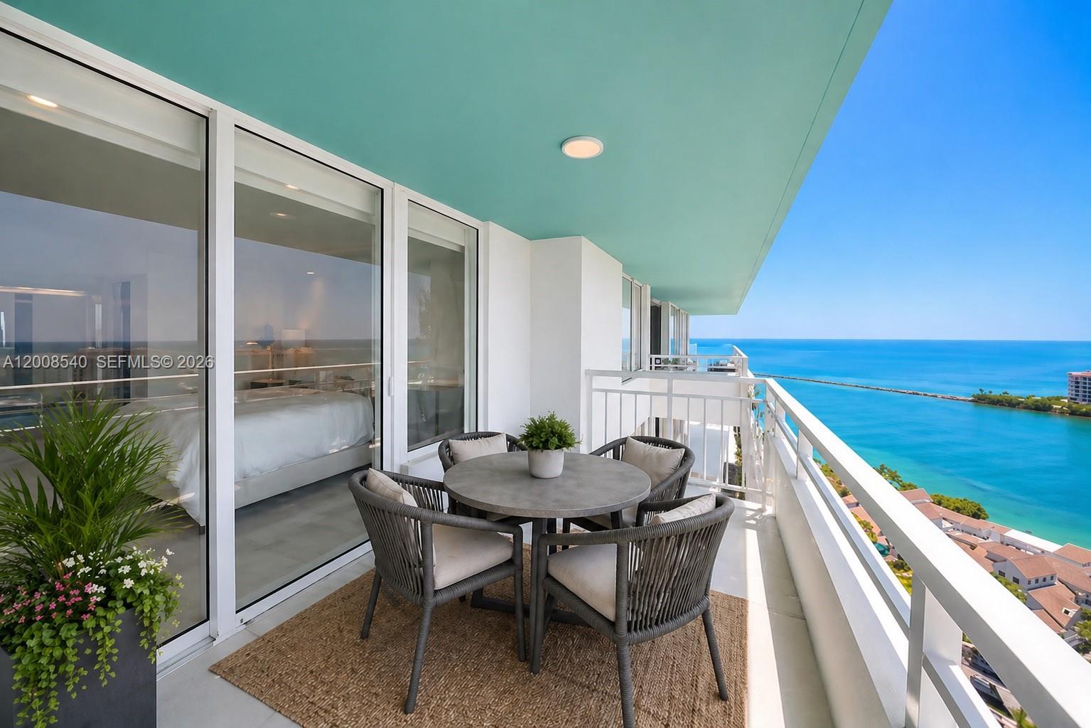 400 S Pointe Dr #2101 Miami Beach, FL 33139