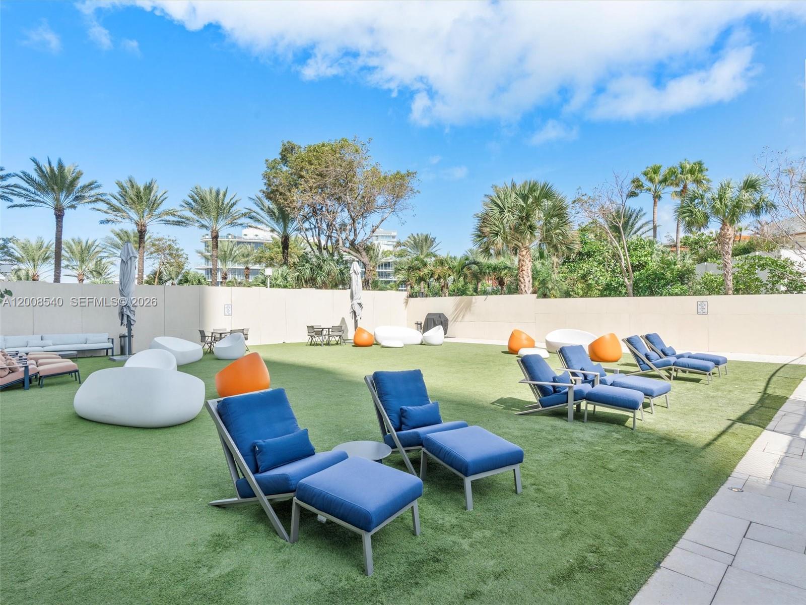 400 S Pointe Dr #2101 Miami Beach, FL 33139