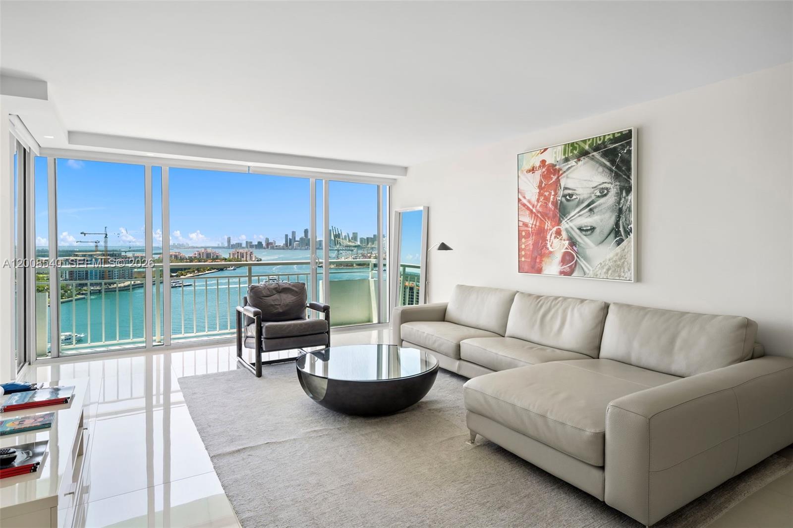 400 S Pointe Dr #2101 Miami Beach, FL 33139