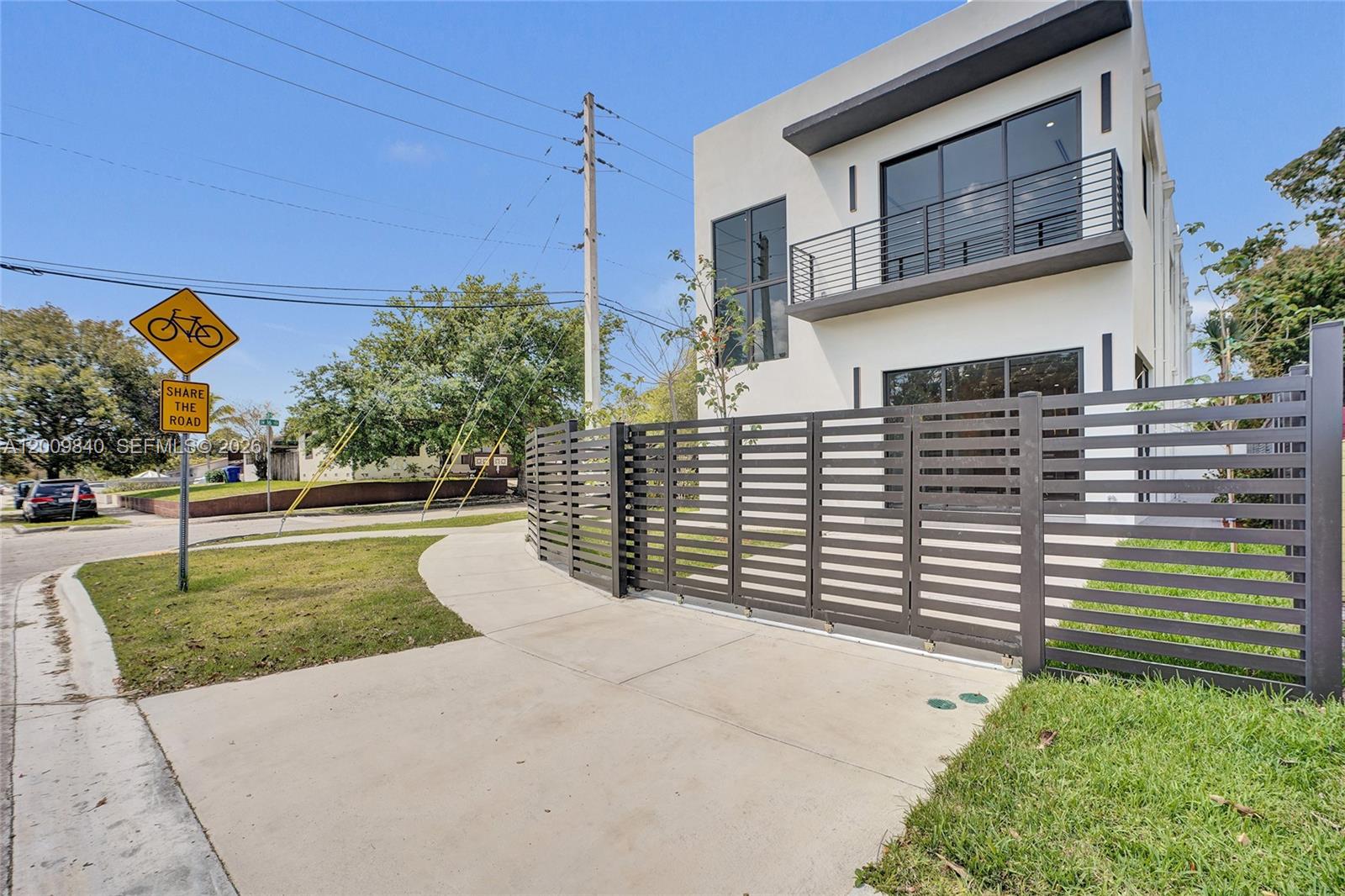 2411 SW 16th Ter #A