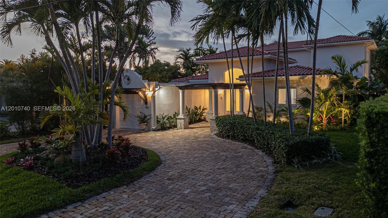 425 N Shore Dr Miami Beach, FL 33141