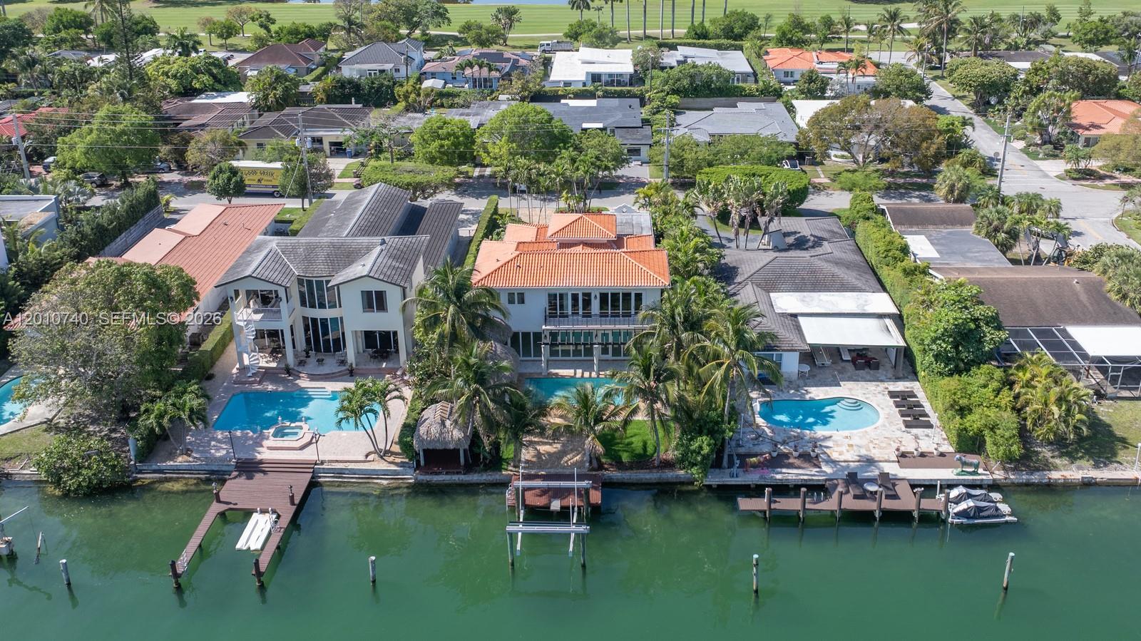 425 N Shore Dr Miami Beach, FL 33141