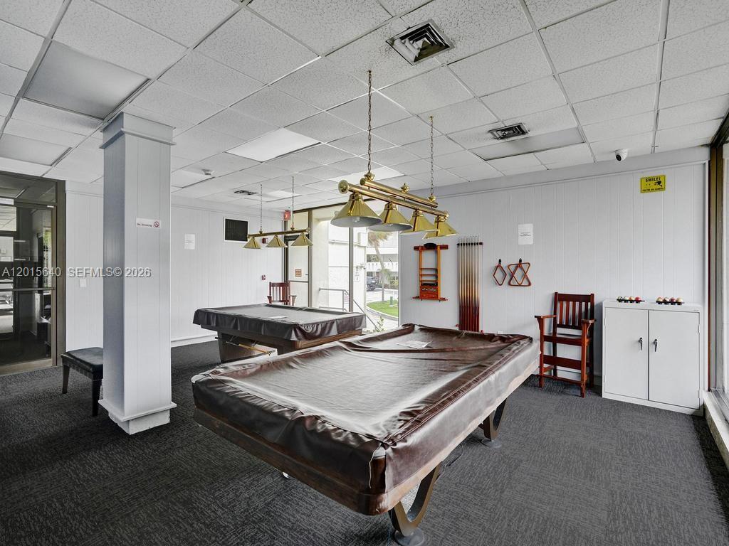 300 Bayview Dr #906 Sunny Isles Beach, FL 33160