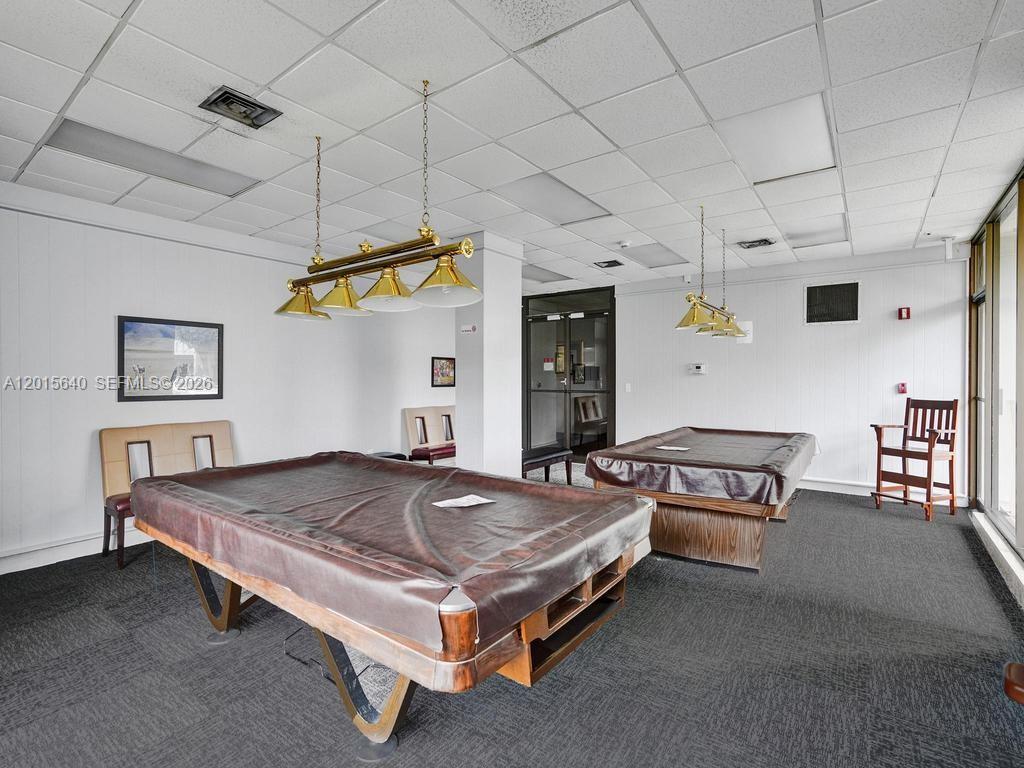 300 Bayview Dr #906 Sunny Isles Beach, FL 33160