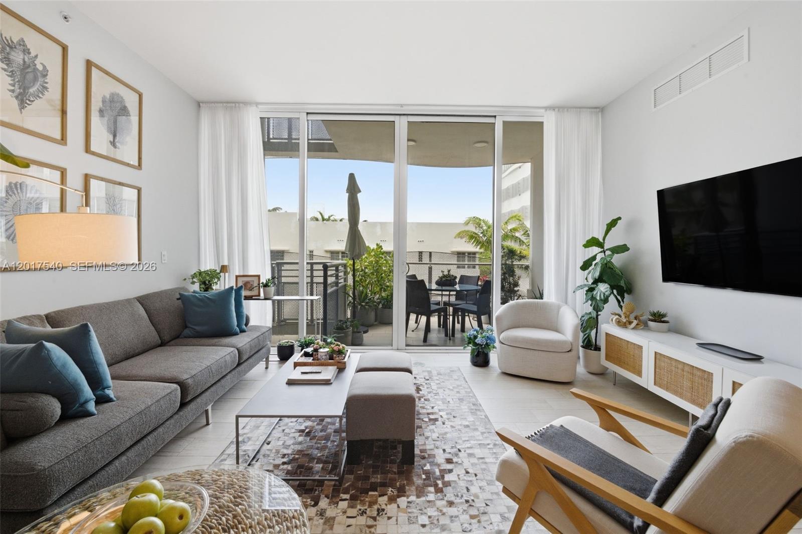 2100 Park Ave #302 Miami Beach, FL 33139