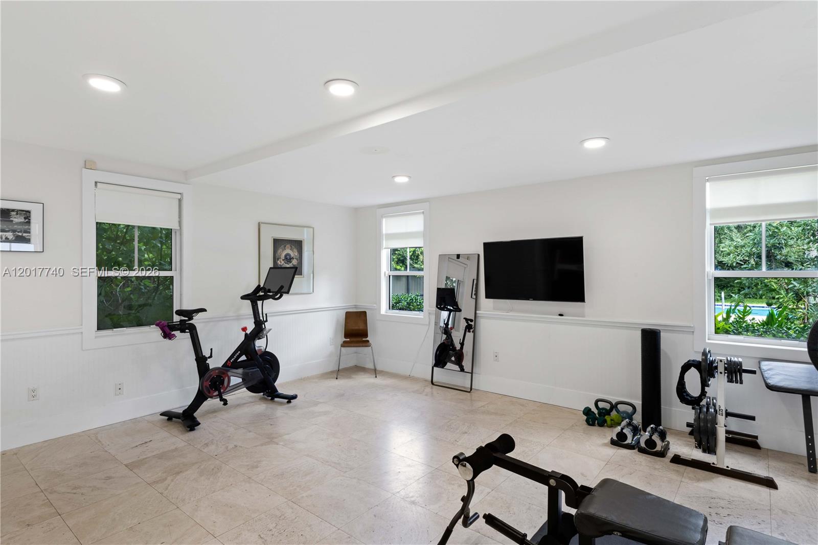 6845 SW 98th St Pinecrest, FL 33156