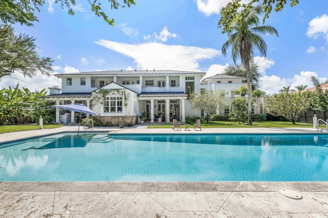 6845 SW 98th St Pinecrest, FL 33156