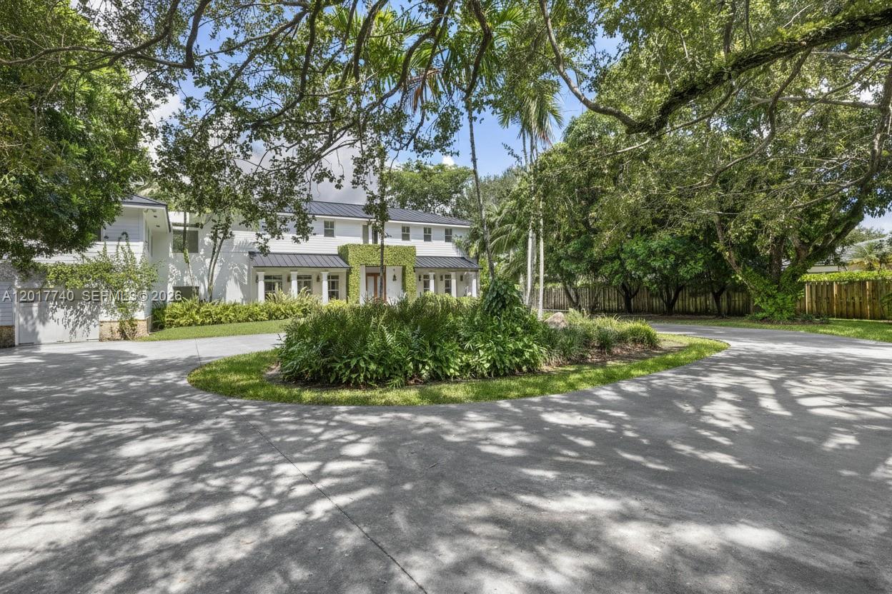 6845 SW 98th St Pinecrest, FL 33156