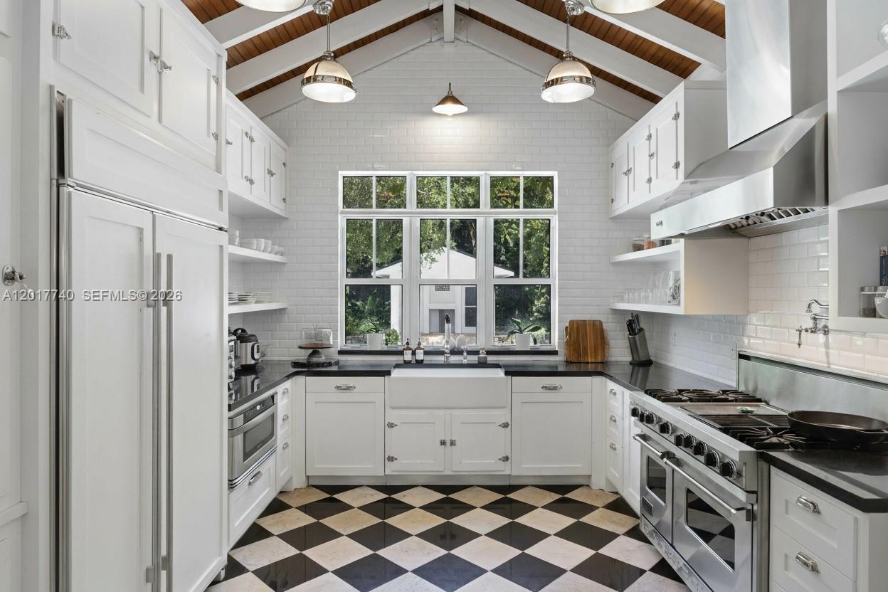 6845 SW 98th St Pinecrest, FL 33156
