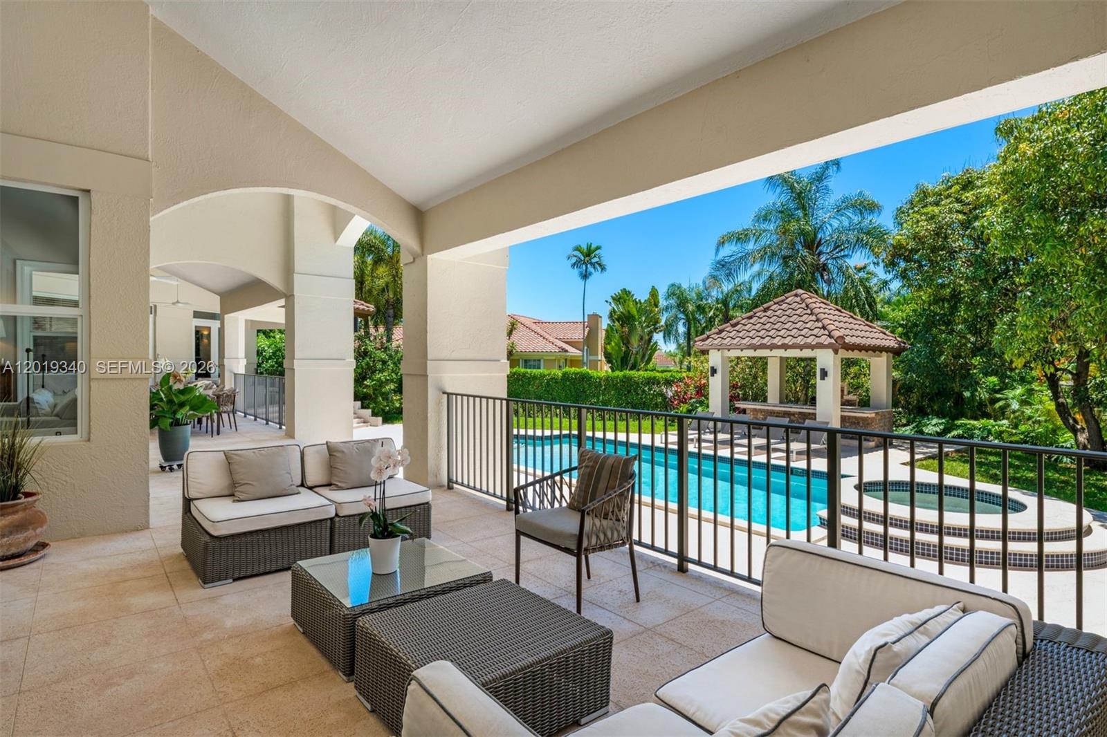 12801 Old Cutler Rd Pinecrest, FL 33156