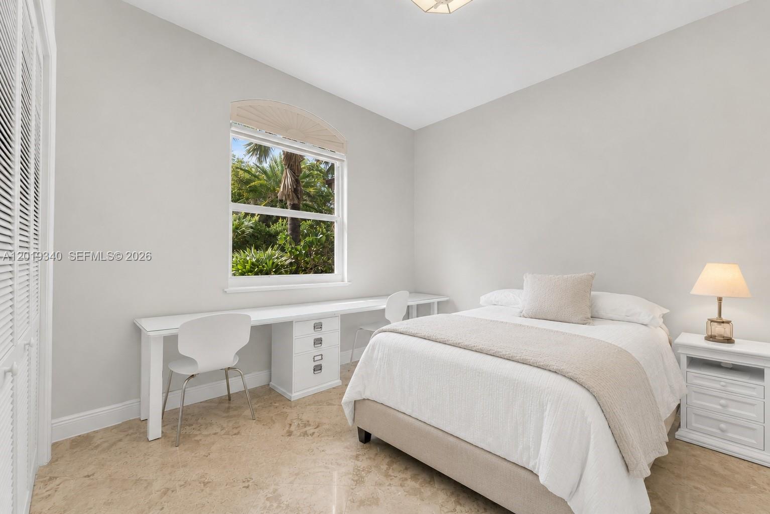 12801 Old Cutler Rd Pinecrest, FL 33156
