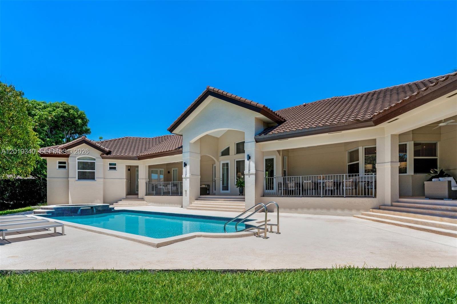 12801 Old Cutler Rd Pinecrest, FL 33156