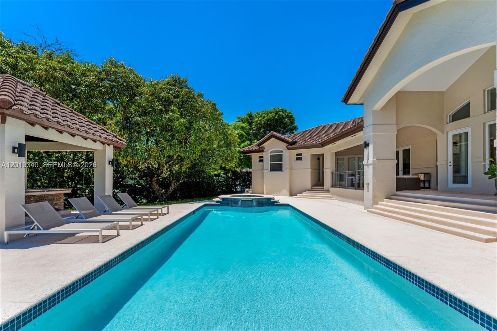 12801 Old Cutler Rd Pinecrest, FL 33156