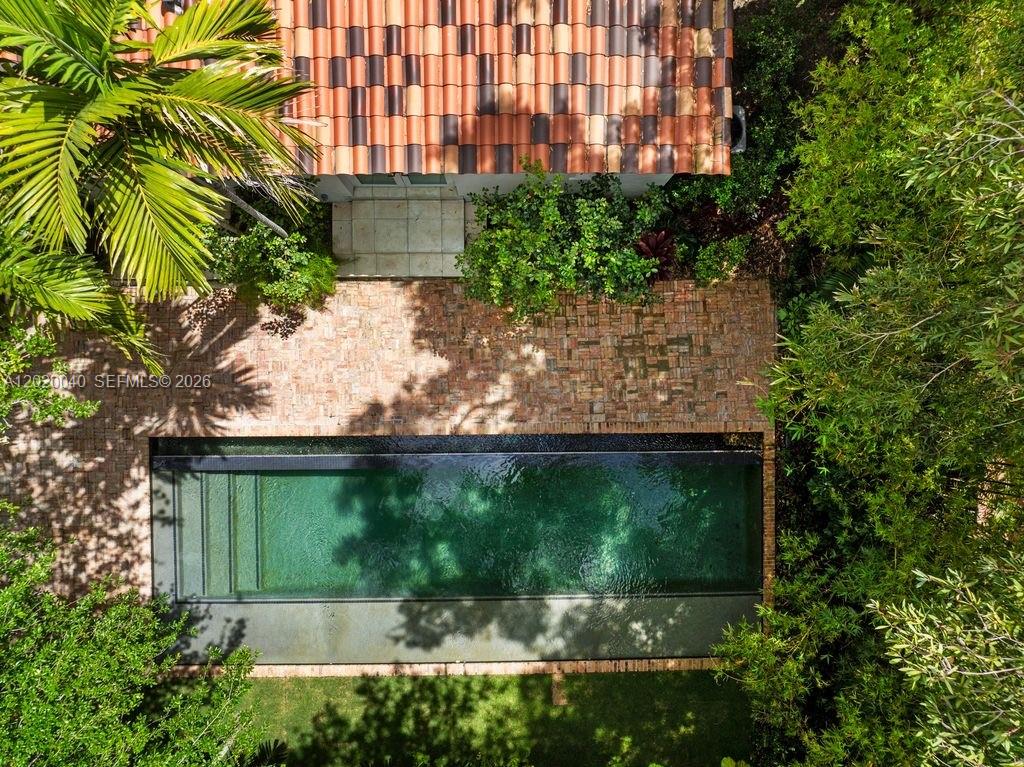 5812 Alton Rd Miami Beach, FL 33140
