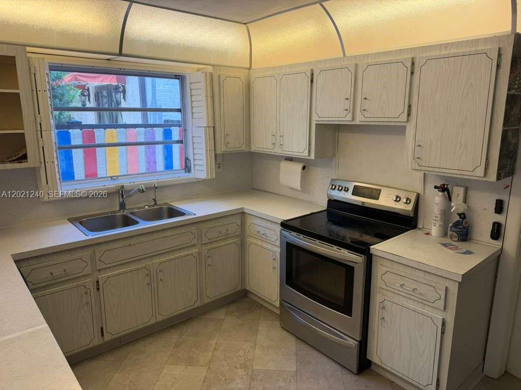 5127 Alton Rd Miami Beach, FL 33140