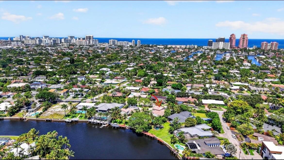 2433 Middle Riv Dr Fort Lauderdale, FL 33305