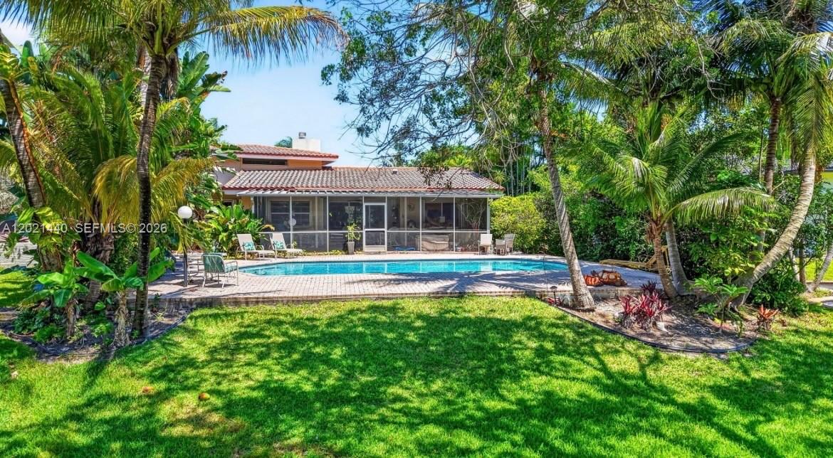 2433 Middle Riv Dr Fort Lauderdale, FL 33305