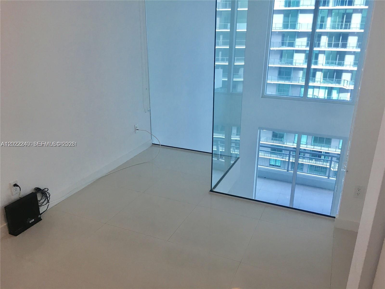 image Infinity at Brickell9