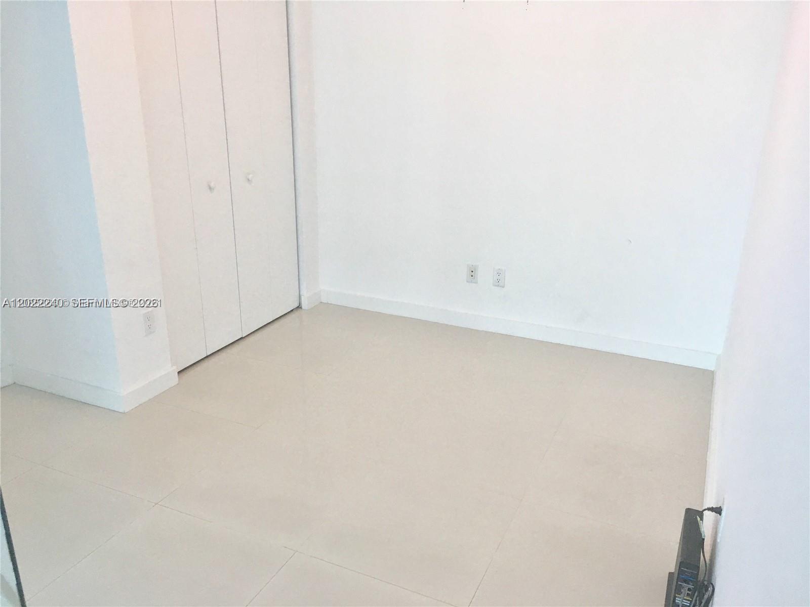 image Infinity at Brickell22
