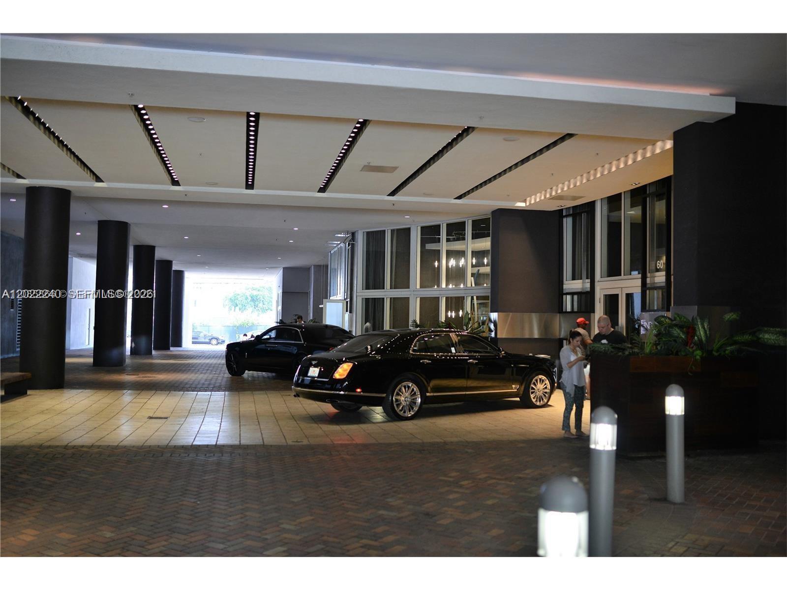 image Infinity at Brickell24
