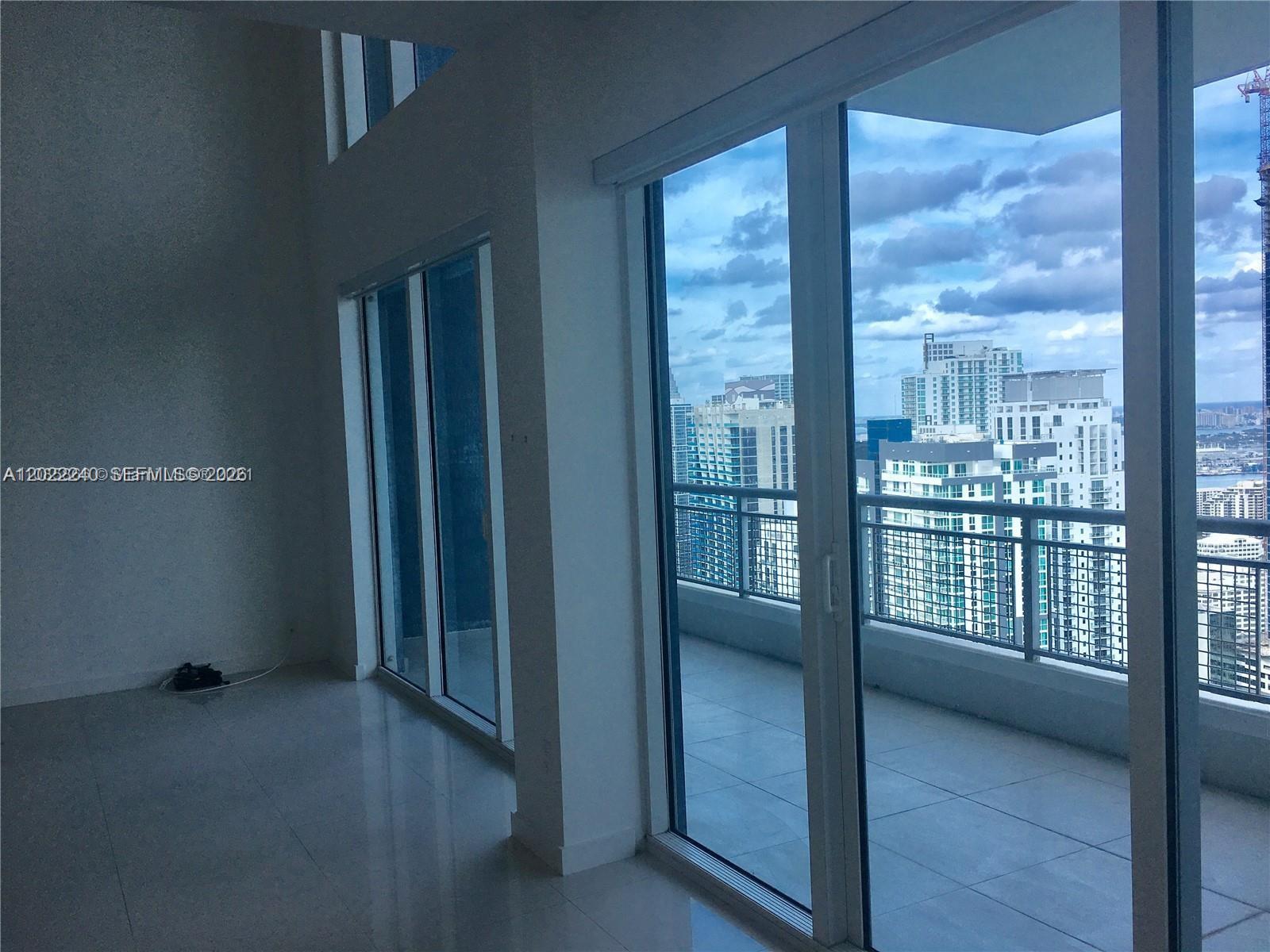 image Infinity at Brickell5