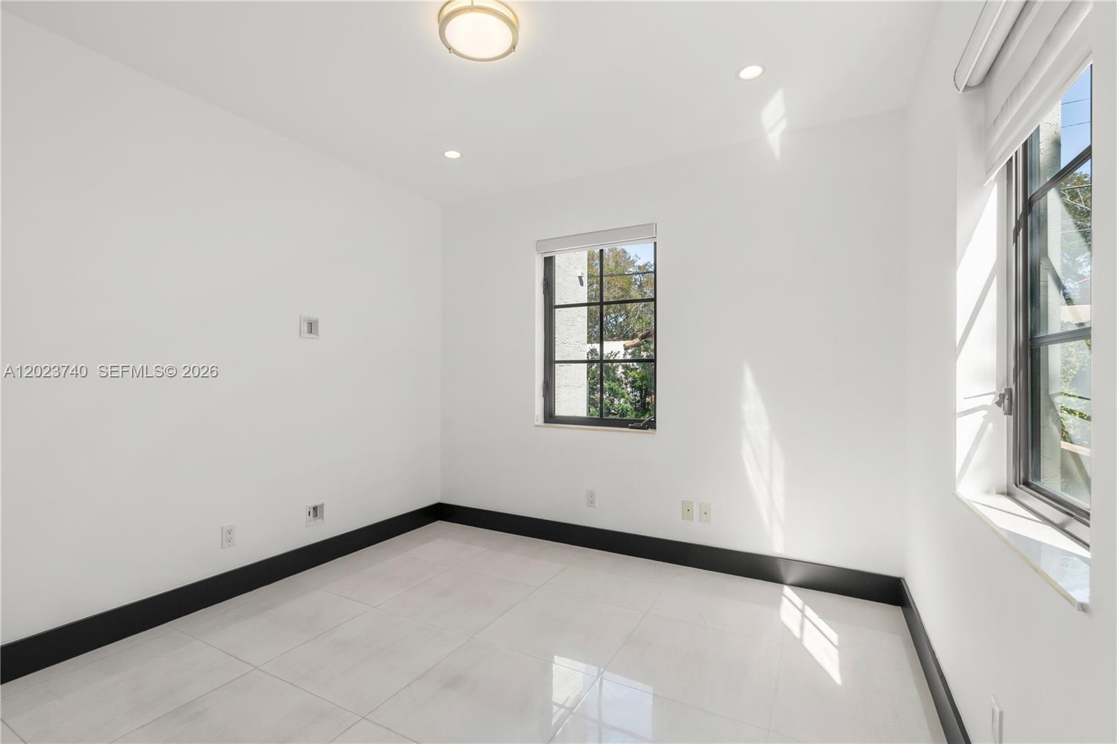 519 Alhambra Cir Coral Gables, FL 33134