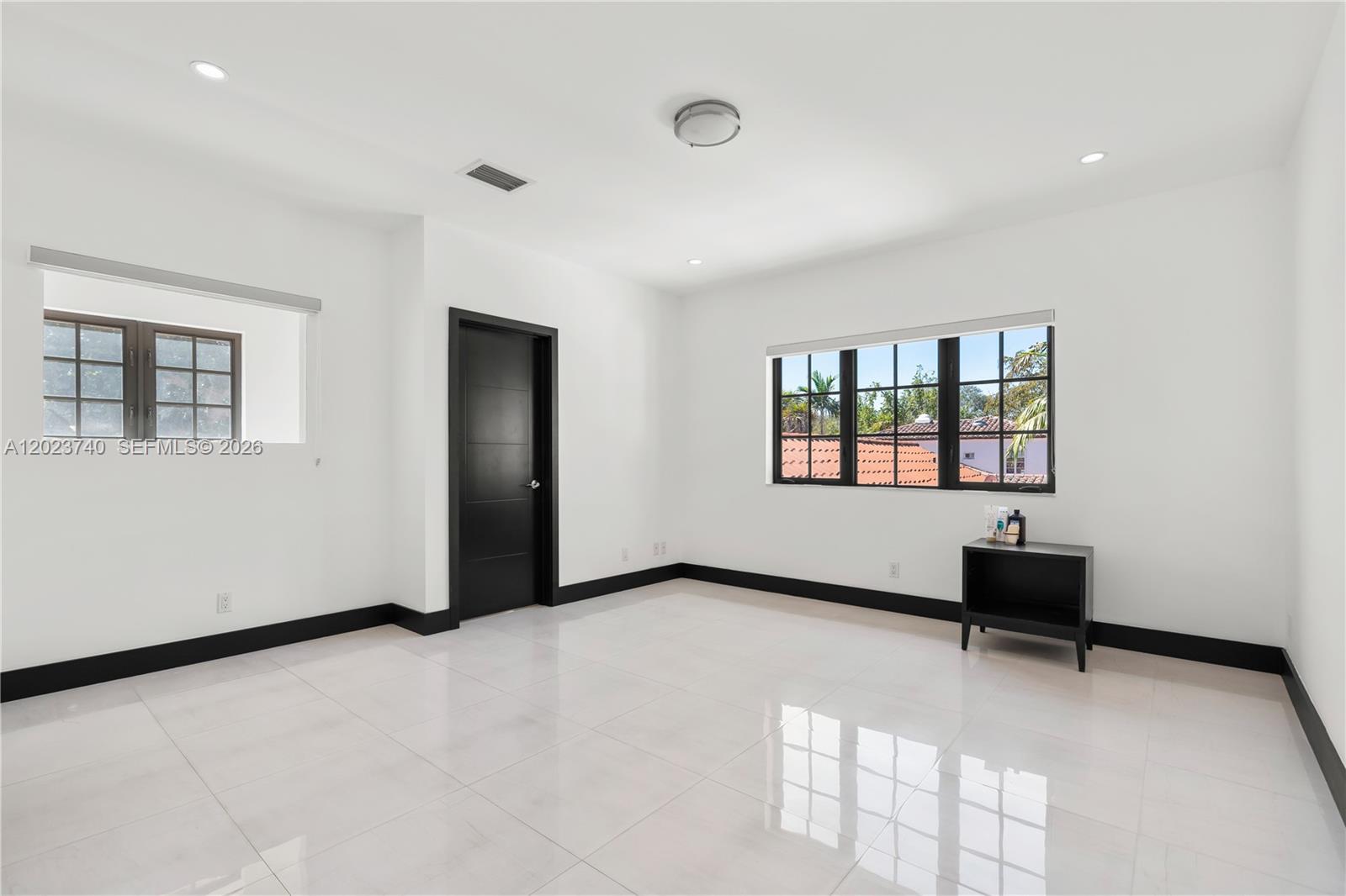 519 Alhambra Cir Coral Gables, FL 33134