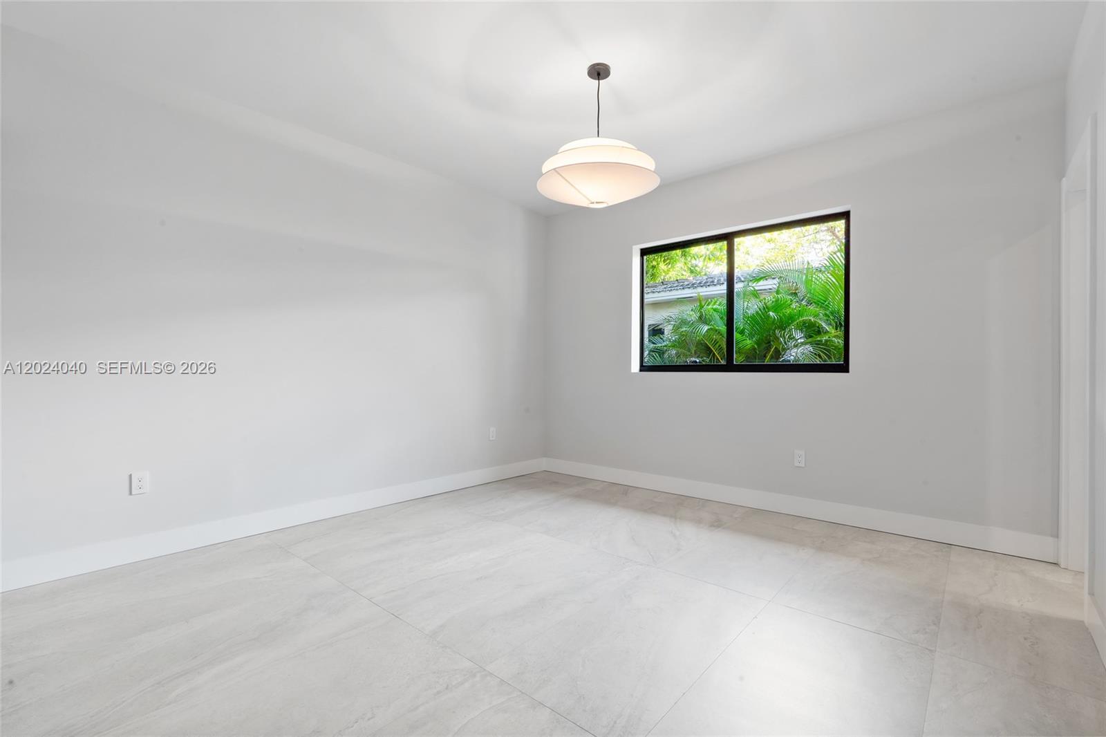 550 S Shore Dr Miami Beach, FL 33141